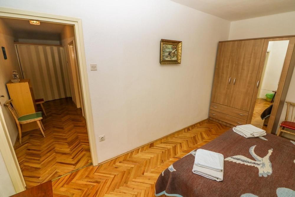 Double Rooms Tomica 2 With Balcony Baška Exteriér fotografie