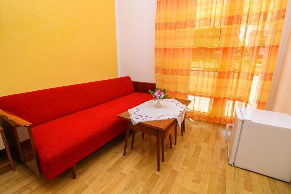 Double Rooms Tomica 2 With Balcony Baška Exteriér fotografie
