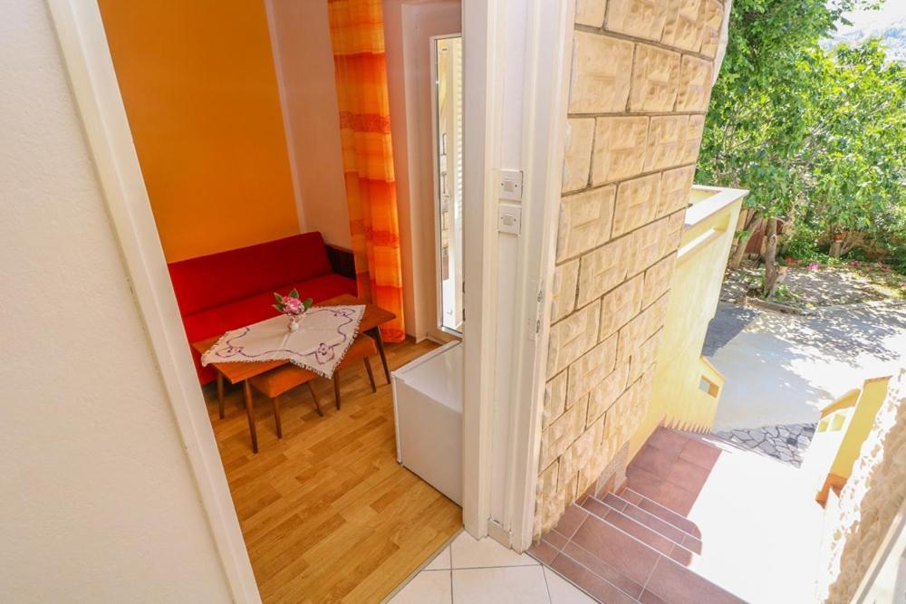 Double Rooms Tomica 2 With Balcony Baška Exteriér fotografie